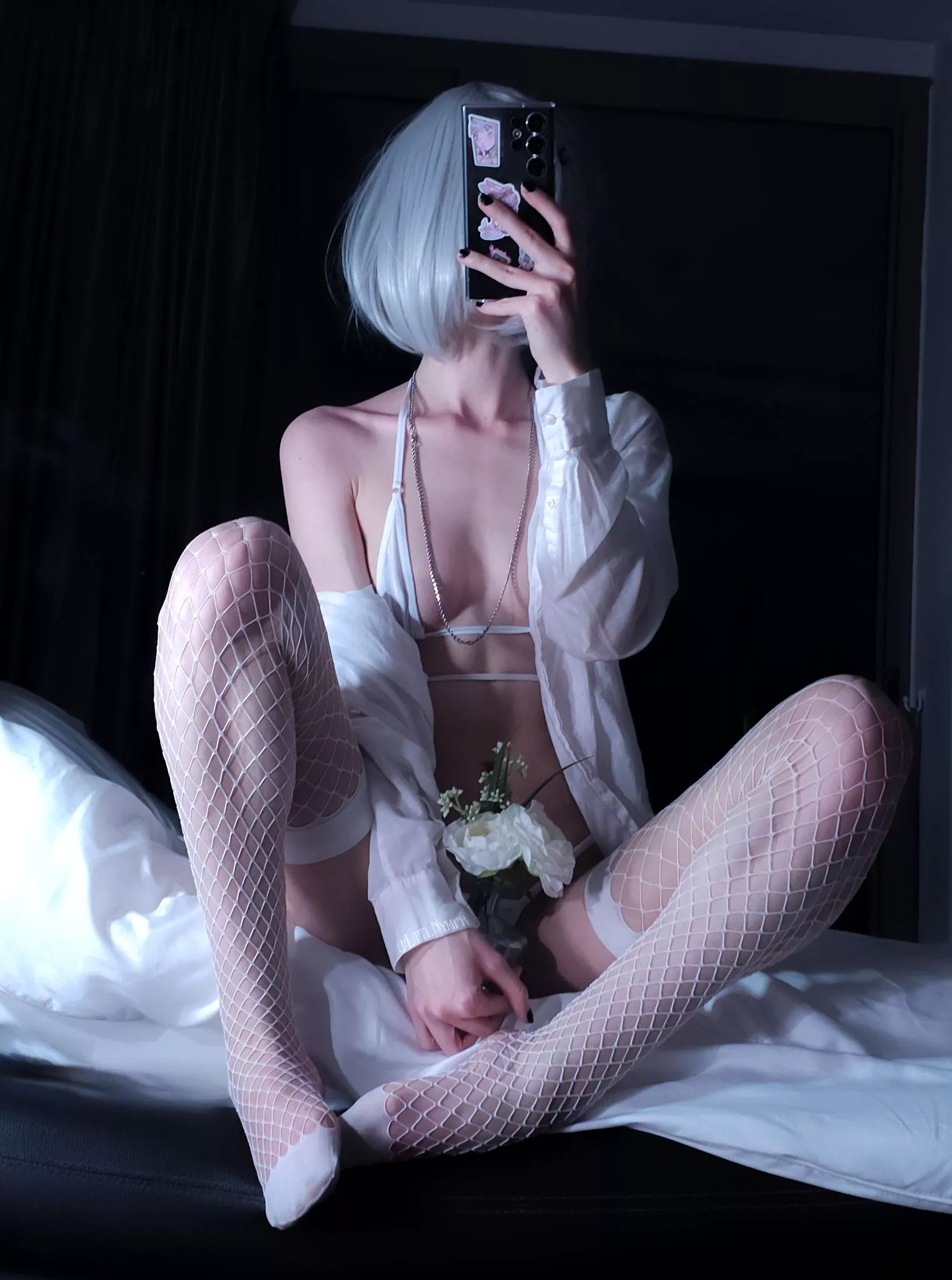 Night and flowers by me