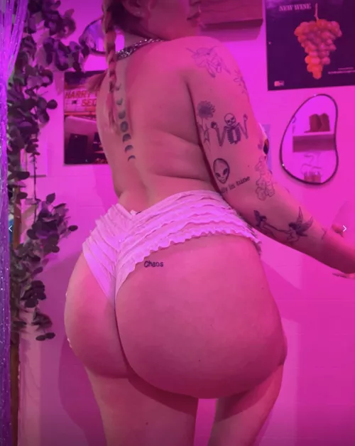 Rate my body please (F)