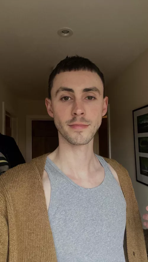 Started working for myself 1 year ago today, it’s been a struggle but I’m v proud of myself 😅