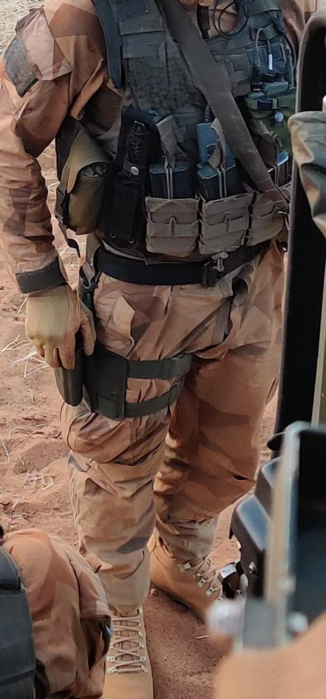 The zipper is already open... ON YOUR KNEES!!