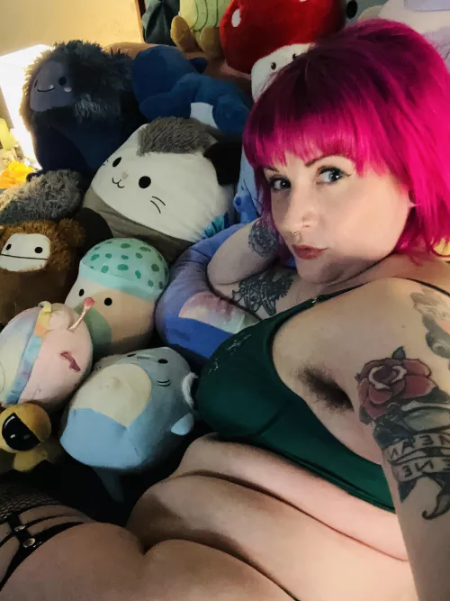 To shave, or not to shave? I like my armpits 😘