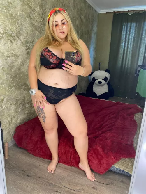 Use me as your play toy tonight