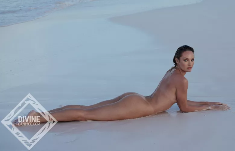 Victoria's Secret model Candice Swanepoel