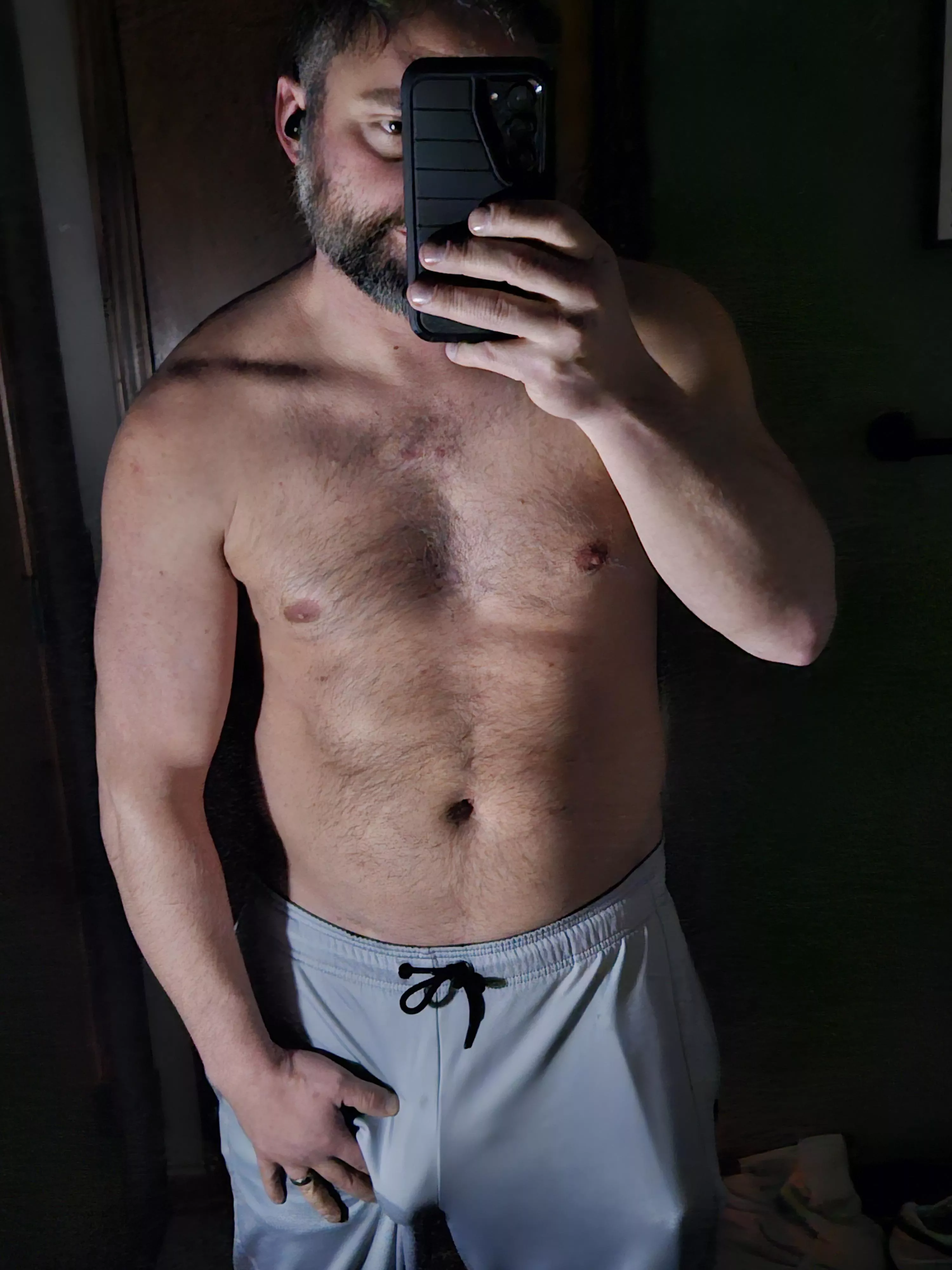 What did you notice first?😏