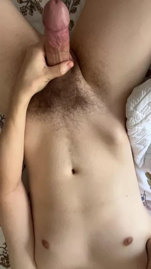 woke up rock hard 😅 could you fit my thick head? (23 bi m)