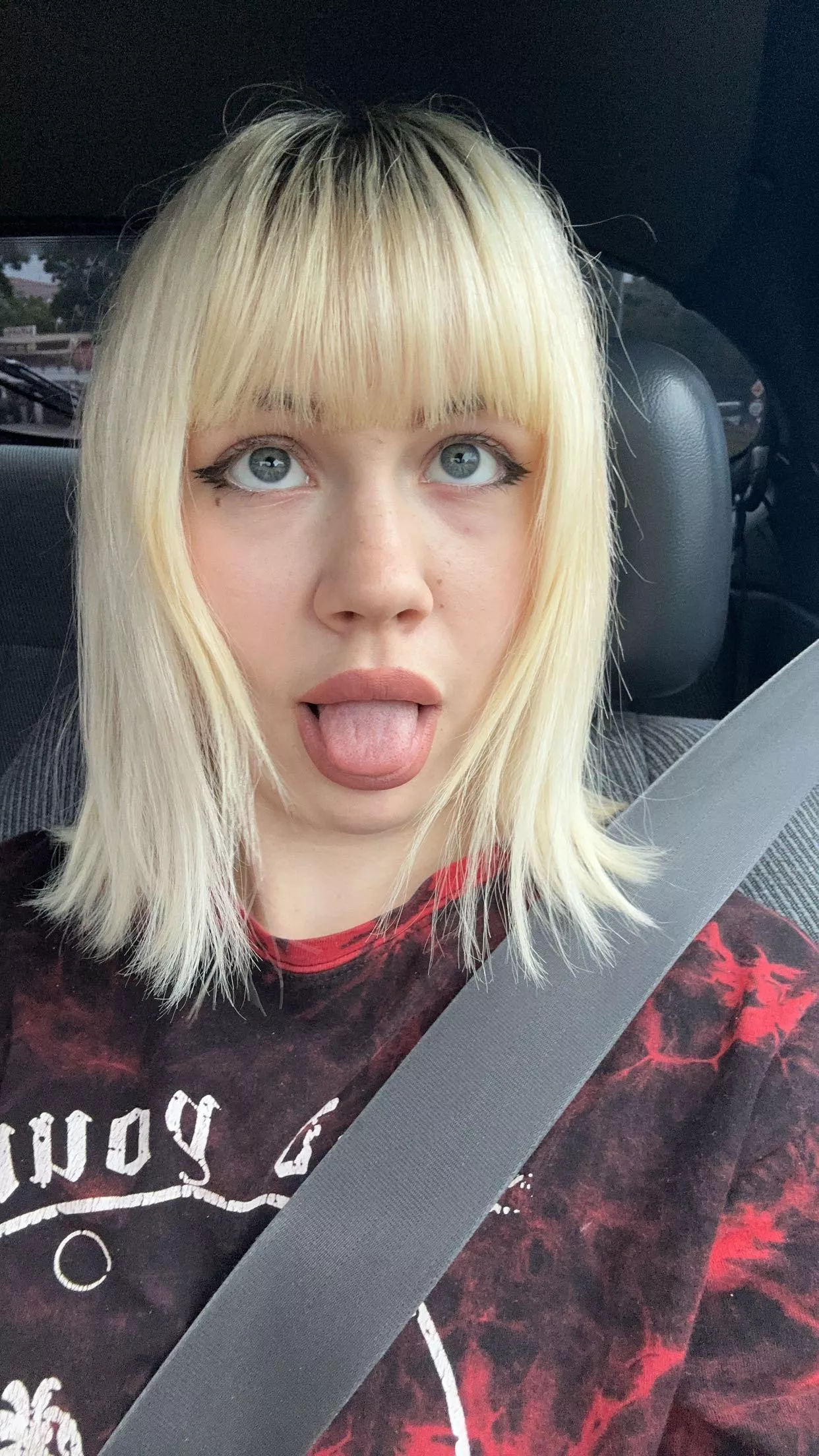 Would you let me taste your your juice? [F18]