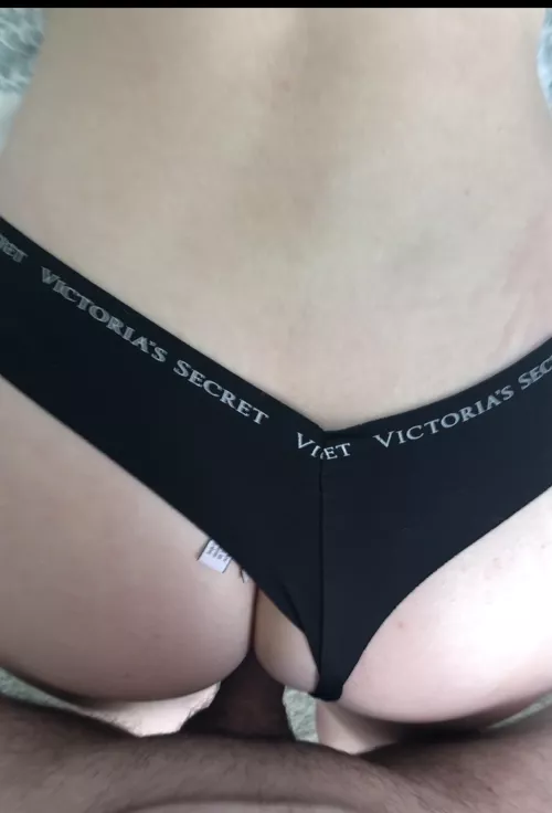 would you line up to fuck her?