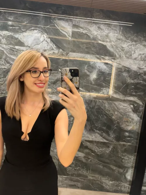 Your favourite PhD student, sexcoach and spicy hot manager there. How are you today?