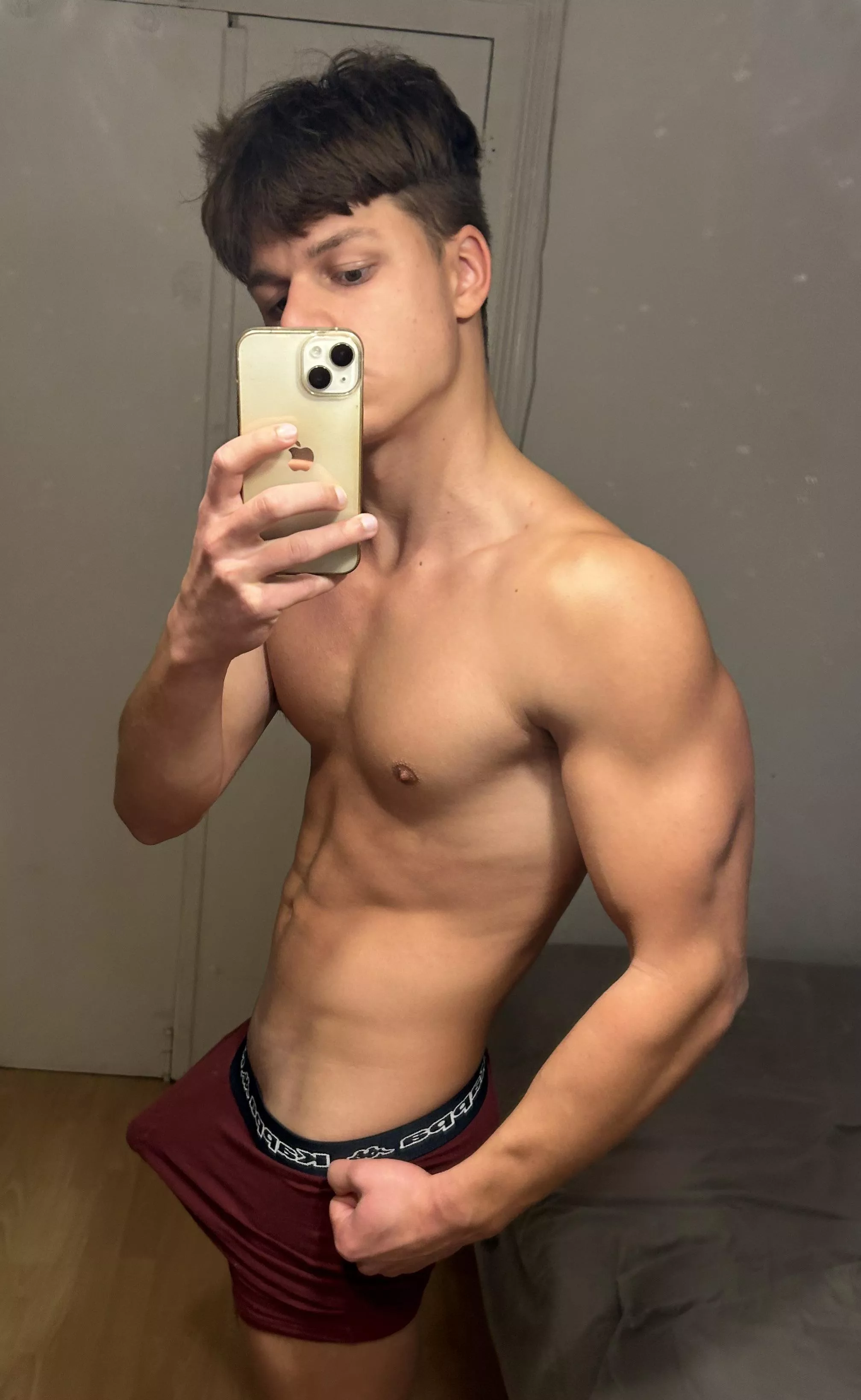 (19)Would you take them off?