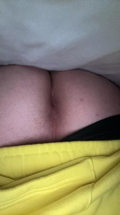 21 [m4m] any men wanna rail my bubble ass or jerk @itz-gavv str8+ dads+ cut+++