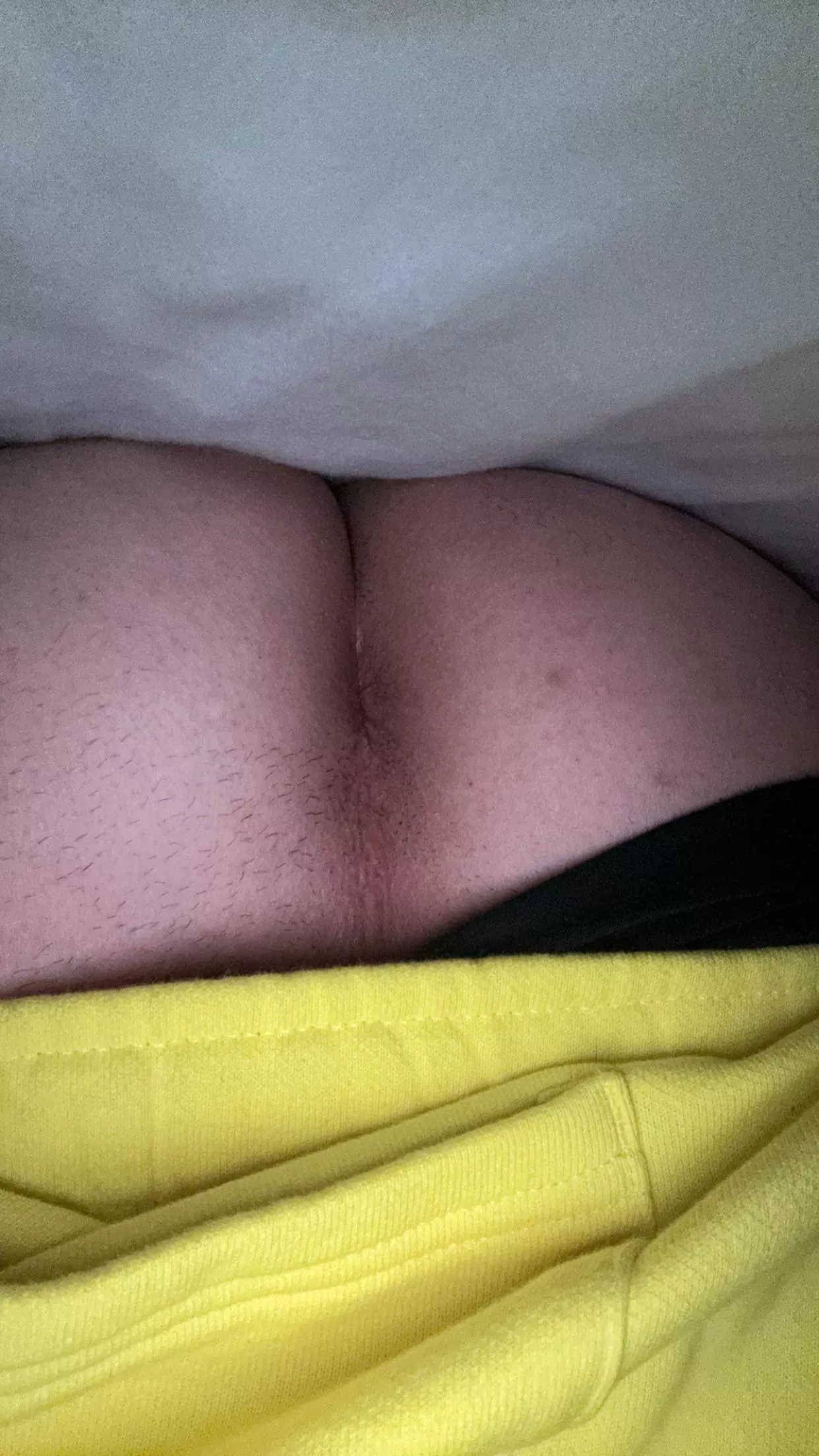 21 [m4m] any men wanna rail my bubble ass or jerk @itz-gavv str8+ dads+ cut+++