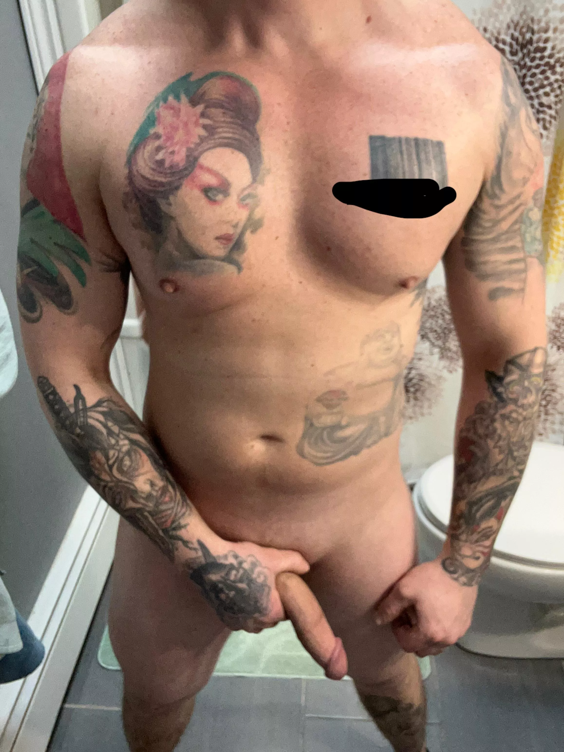 (39) get me hard 🥺