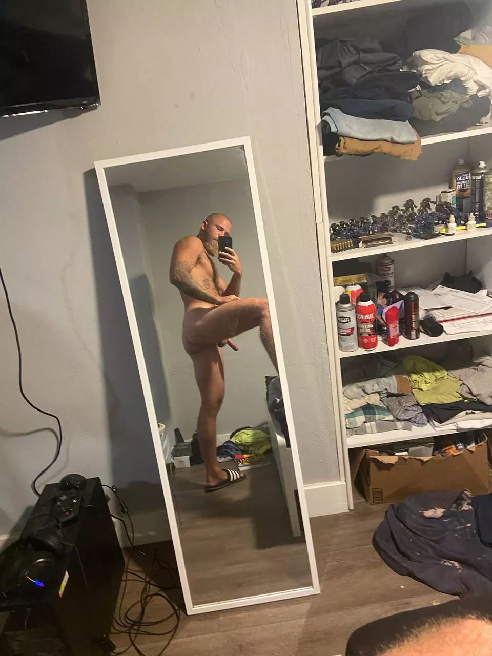 6’4 247lbs, how do I look?