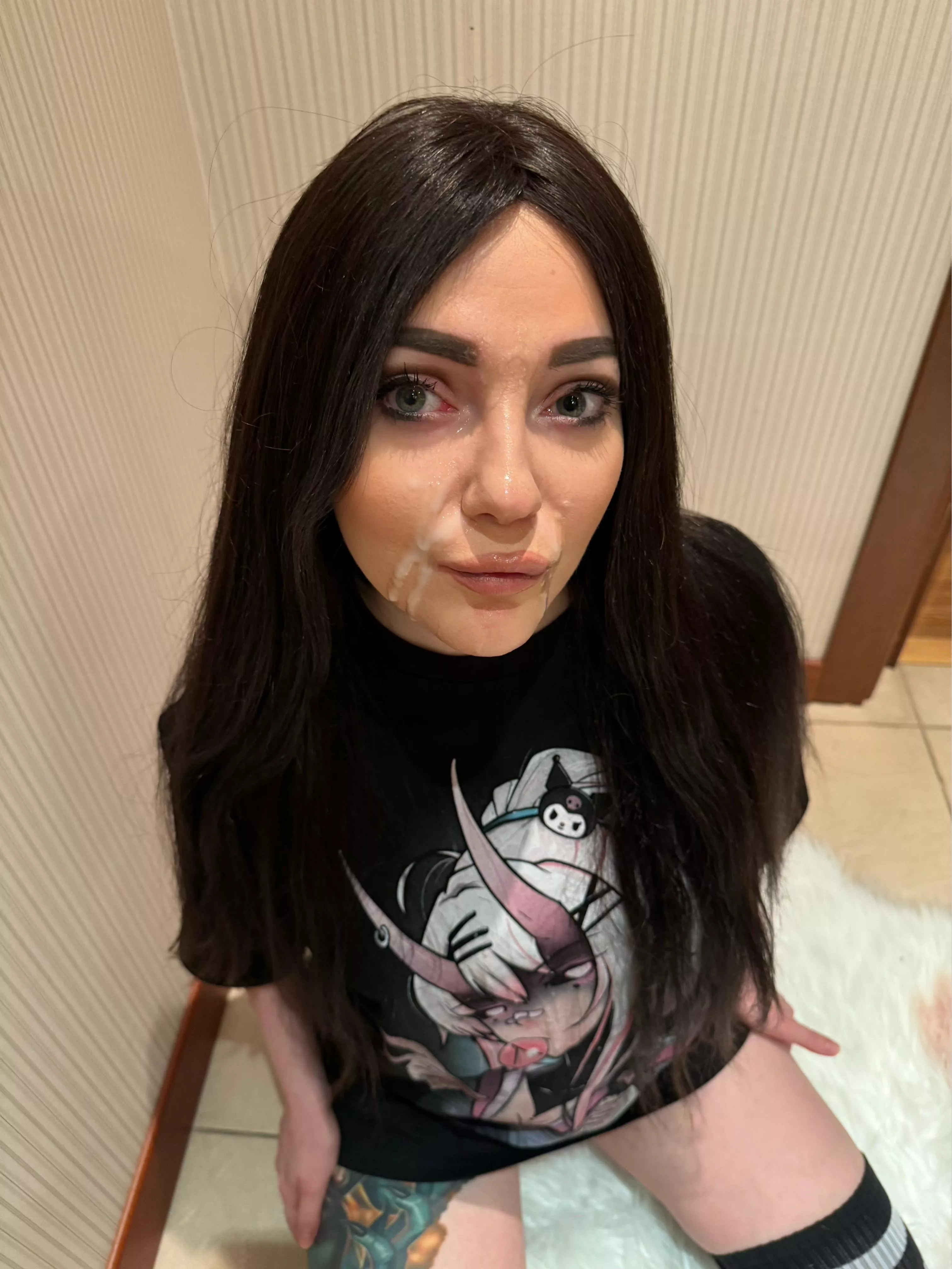 A good little girlfriend