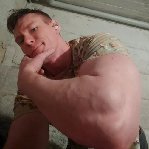 A little pumped mid-workout