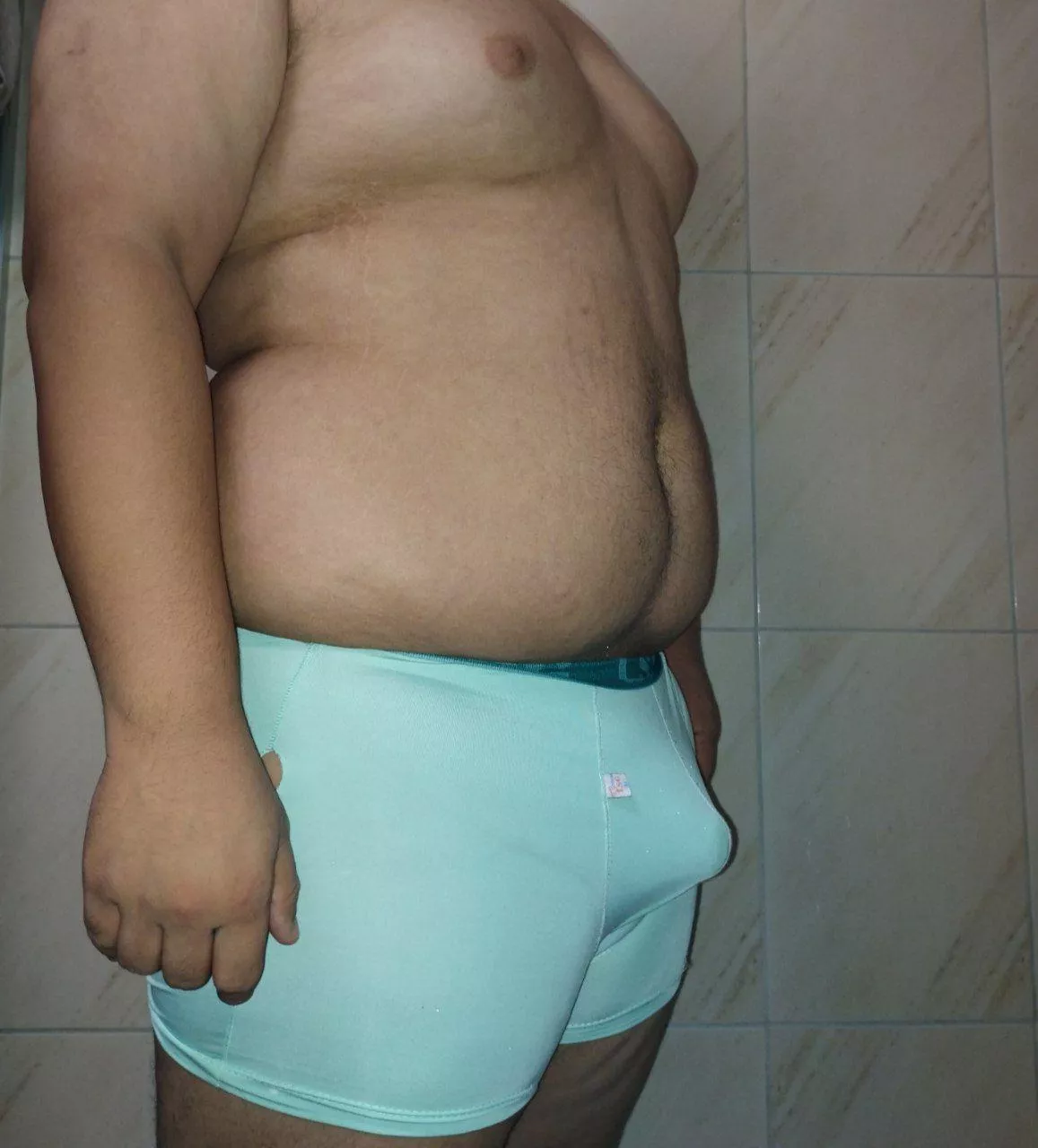 A very domineering bear hehehe