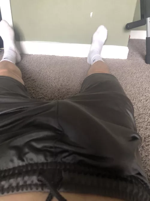 Add me on discord and you can see me without the shorts (stinkymonkey1234567865