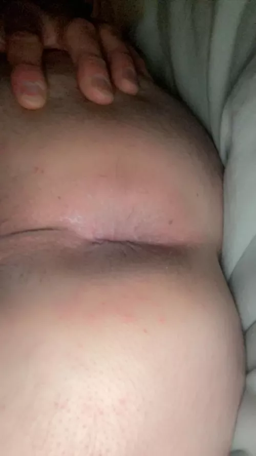 Anyone wanna pop my freshly shaved cherry? 🍒😊