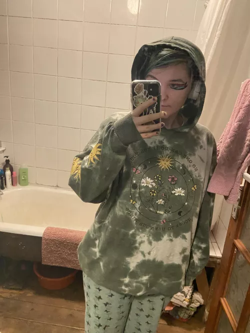 Check out my new hoodie !