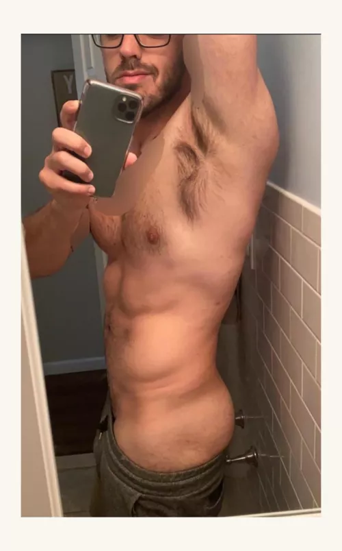 Do you think 6’4” guys in glasses are sexy?