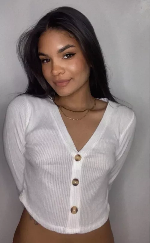 Do you think this crop top is cute?