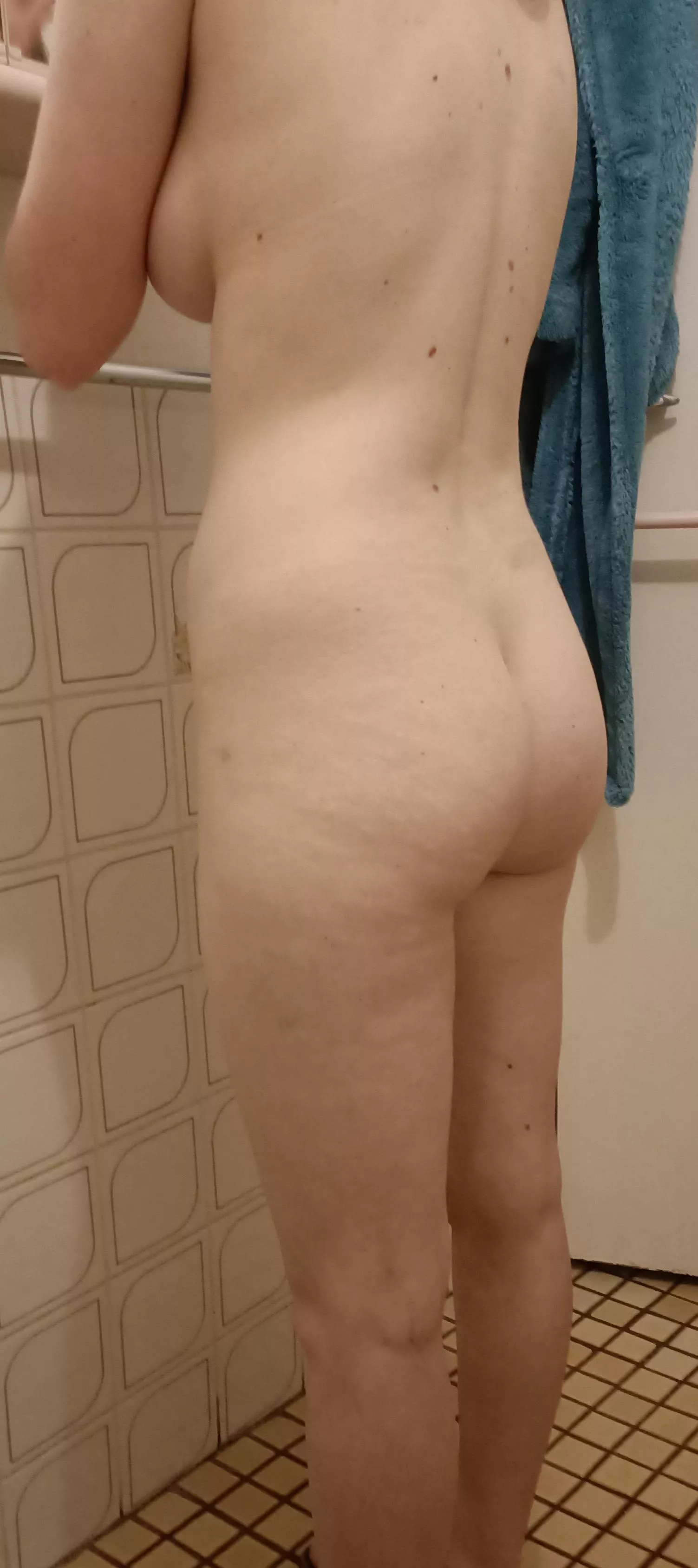 (f) I have a bit of a love hate relationship with my body but know there's some things I need to work on