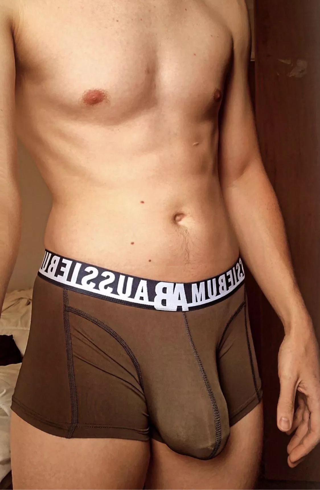Grab my bulge