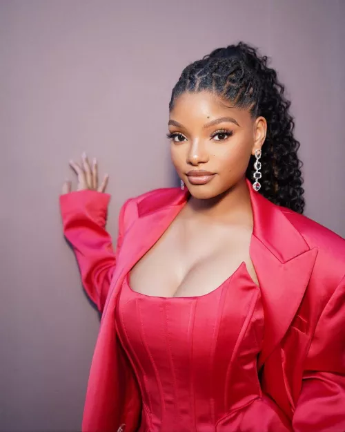 halle bailey