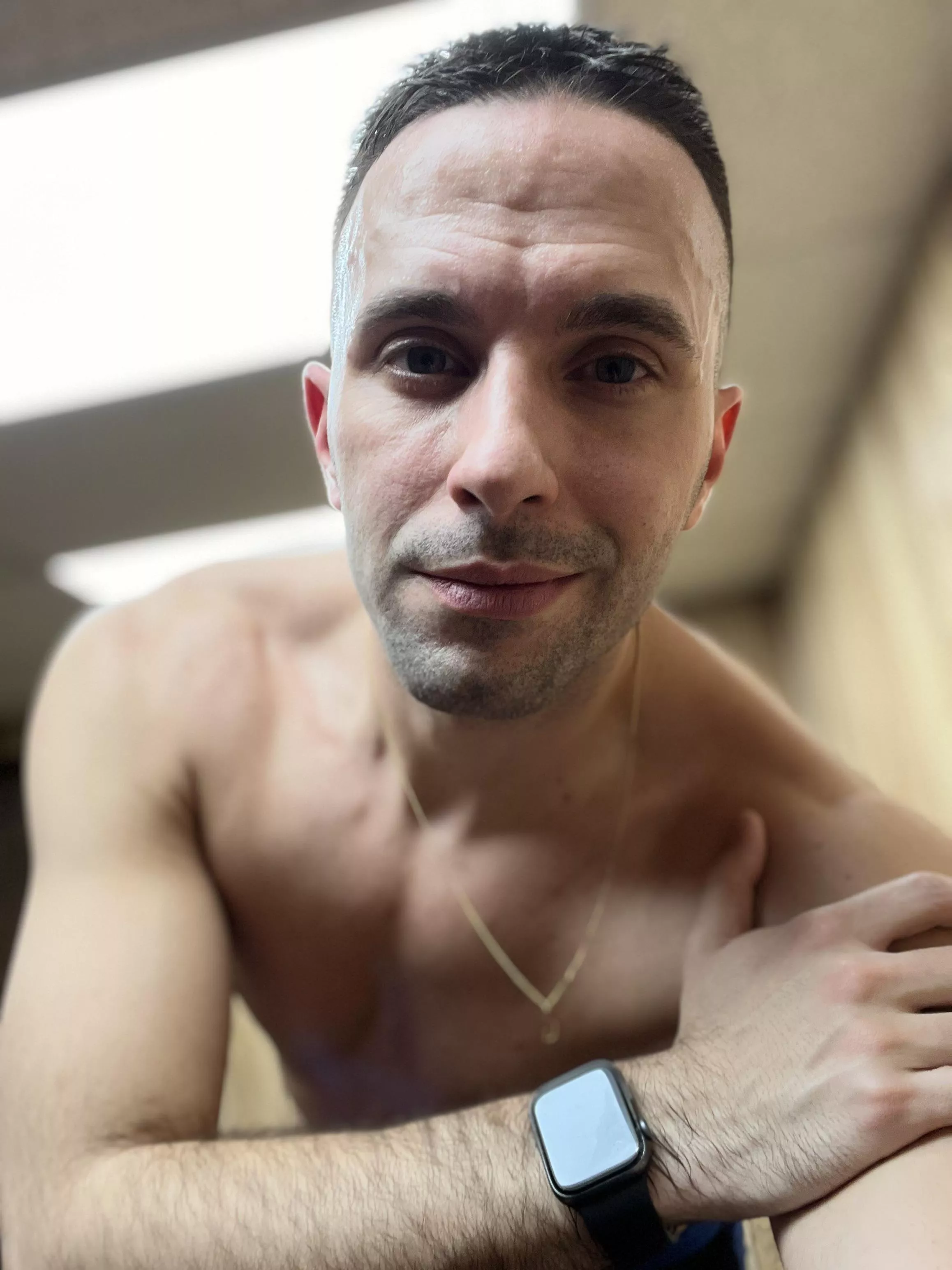 Hi bros 👋🏻 say hi back 🫶🏻