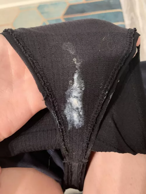 Hmmm wonder what made that mess🫣