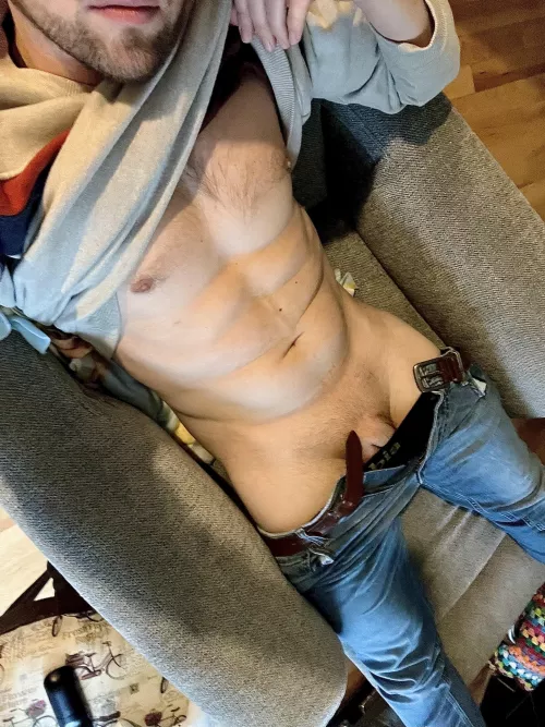 Hope you don’t mind a scruffy man (36)