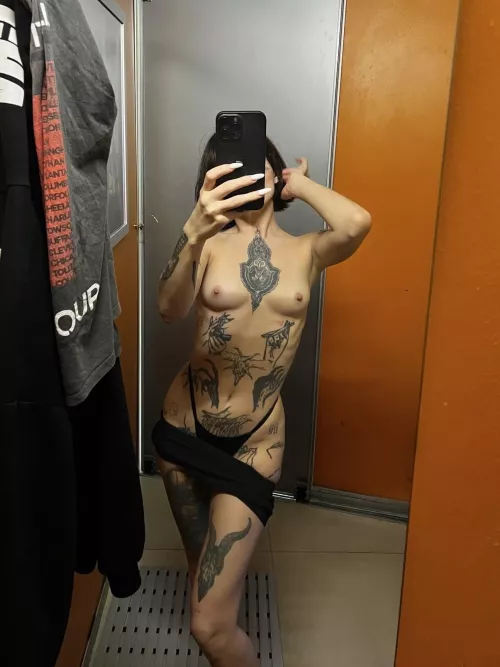 I always take photos when I change clothes, yes, I have a lot of photos