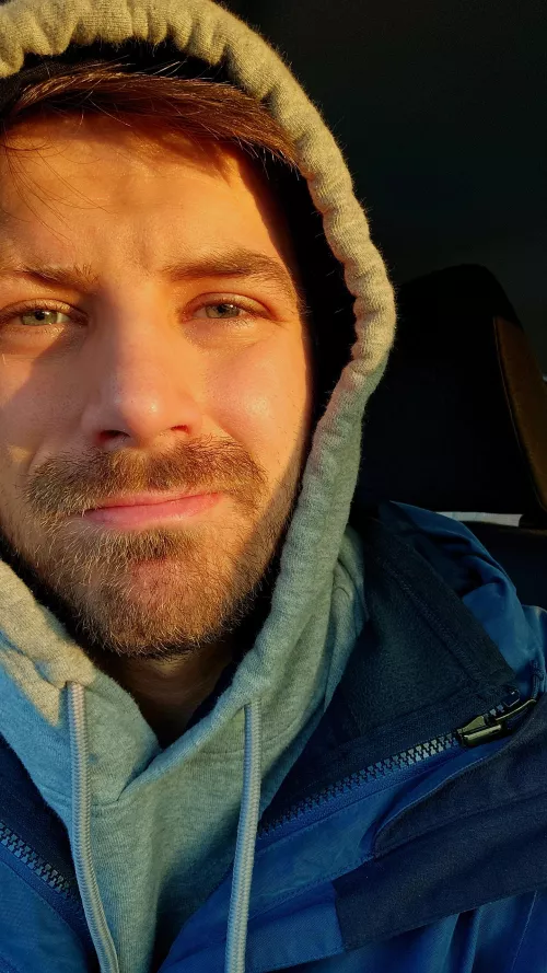 I don't feel well. Can you come take care of me 🤒