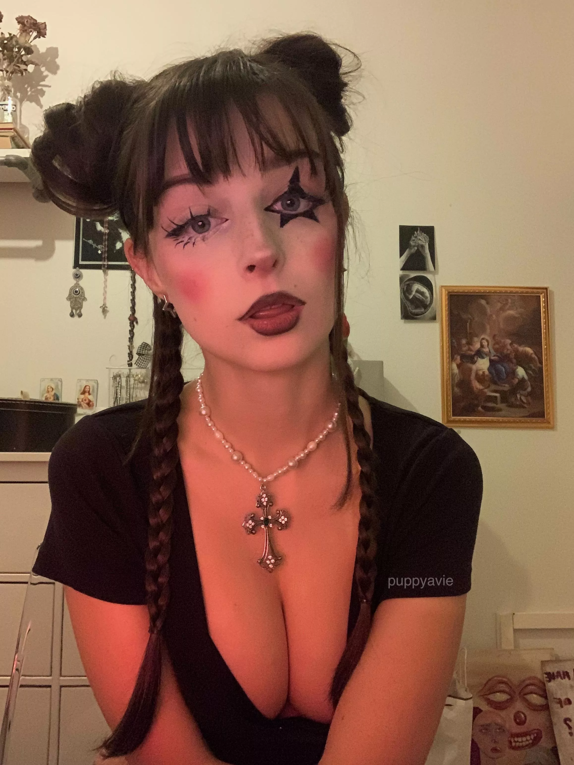 I think im pretty deserving of a creampie😊