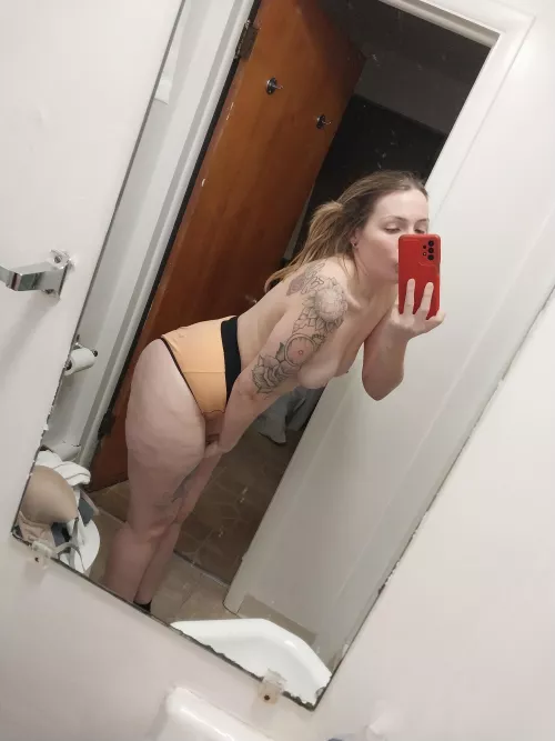 I used granny's tonight.. thongs work better