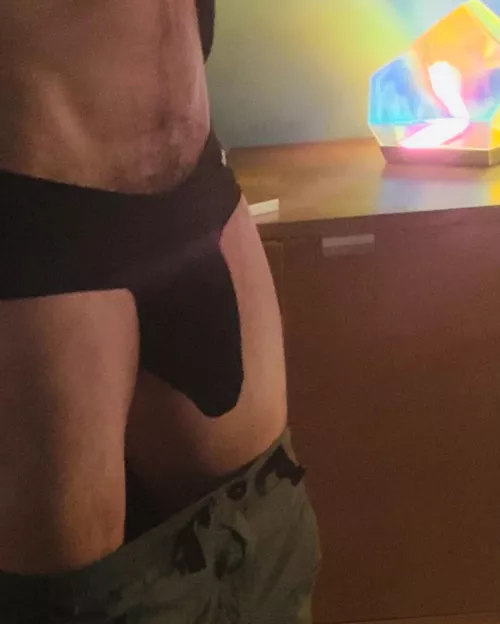 Imagine me pulling my pants down and seeing this