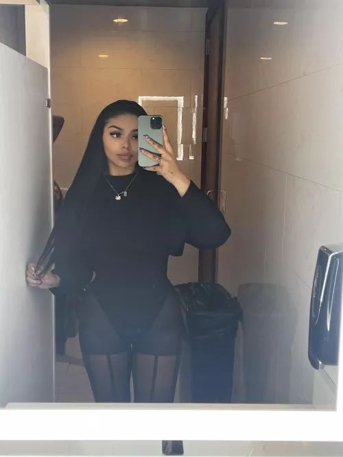 innocent gamer girl 🎀💦