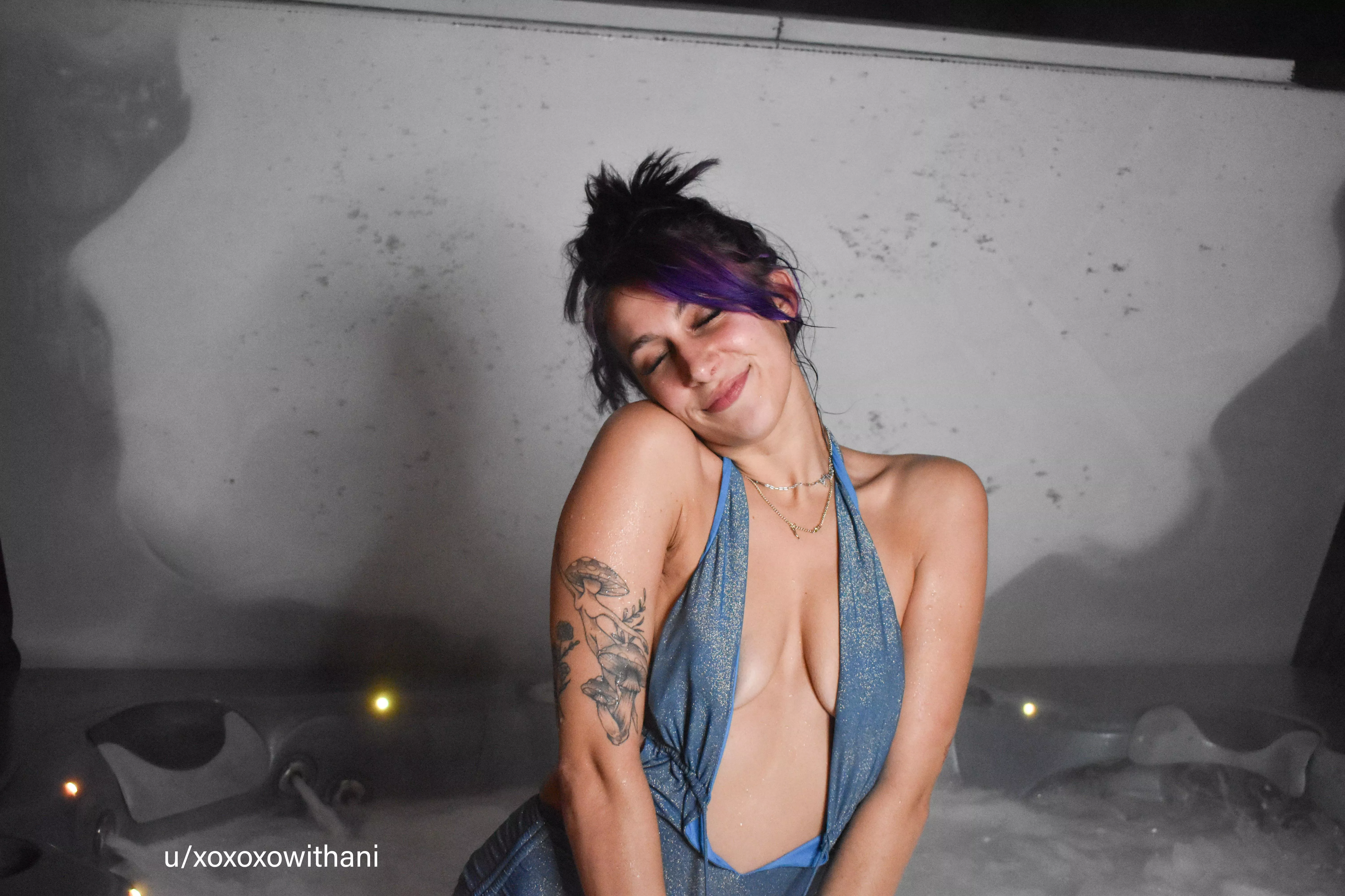 It’s hot tub night again. [OC] [Self] 💜