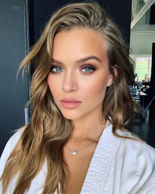 Josephine Skriver