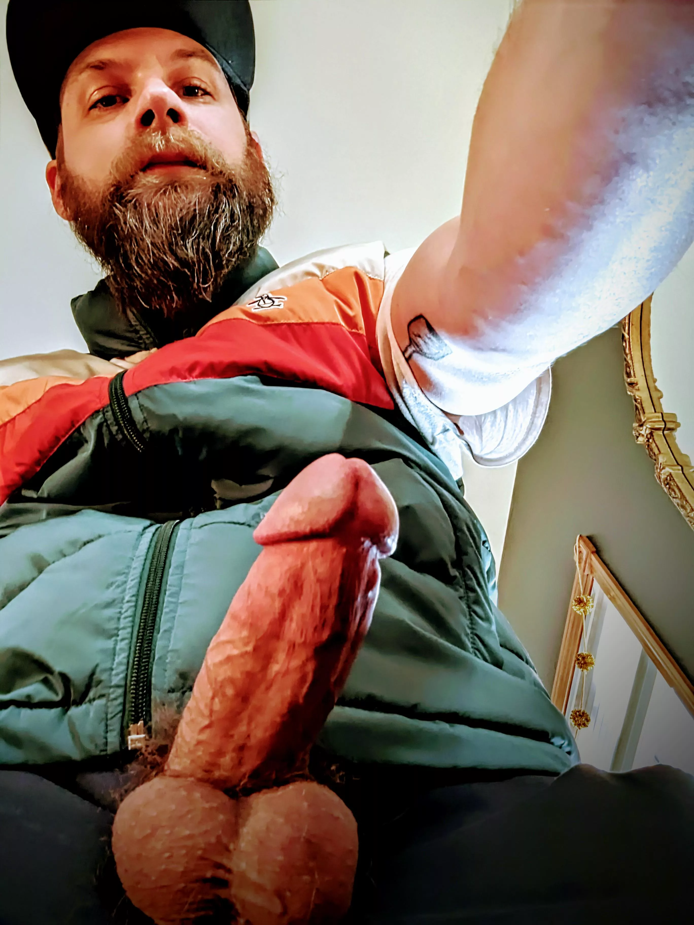 Just a guy looking for a good time.