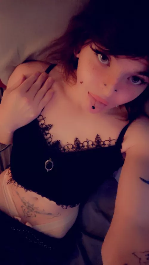 Just bored lol and I thought I would bless everyone with me again lol😊