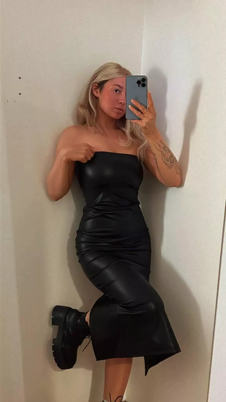 Let me sit on top of you and dance