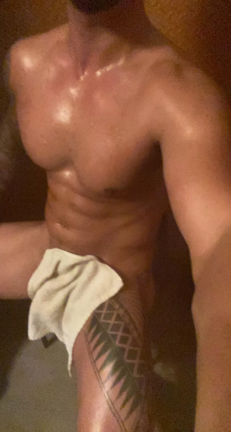 [M] what do you think? when im in the sauna (M)