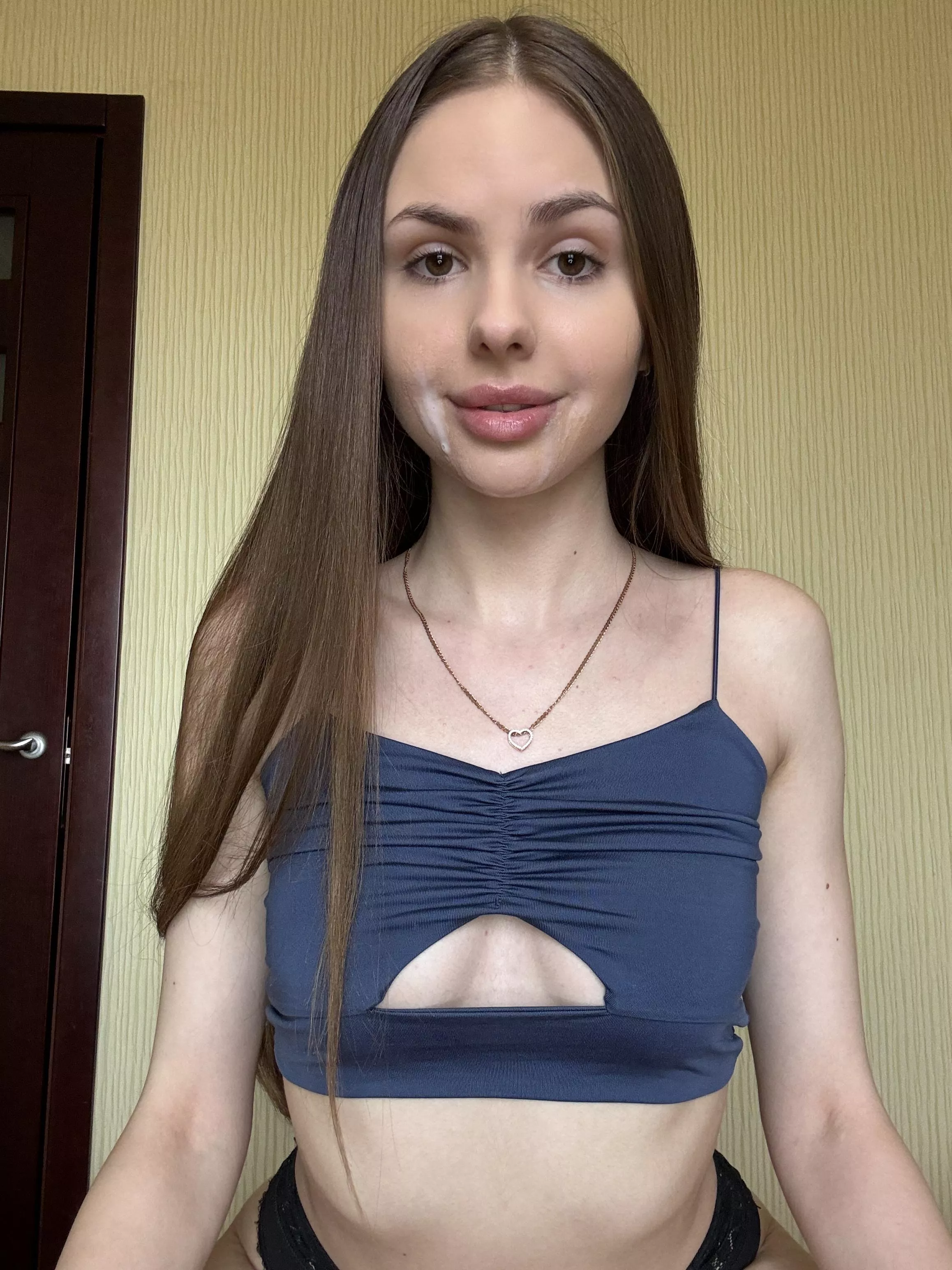 my face looks even better with this cum