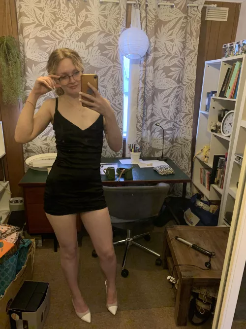 only the cutest pony girly for you 😈