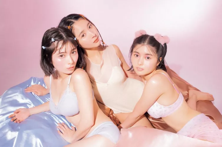 Sakurako Okubo, Michi, Sakina Tonchiki