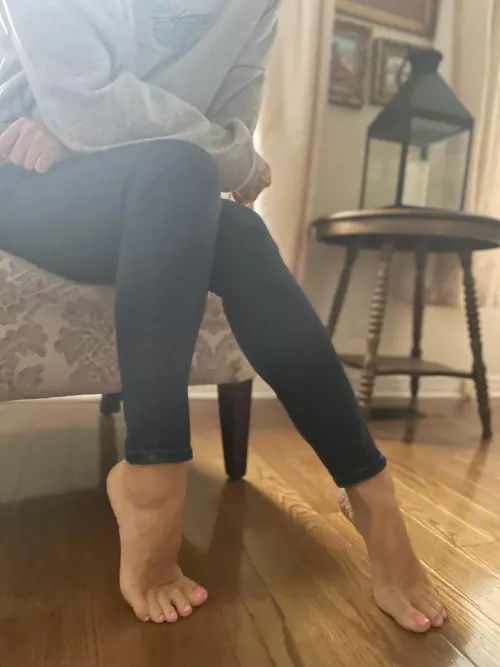 Sometimes bare foot in jeans with a big cozy sweater is sexy too