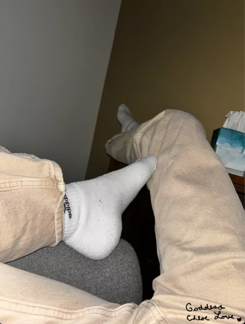 the weekend is almost here l0ser [F]23