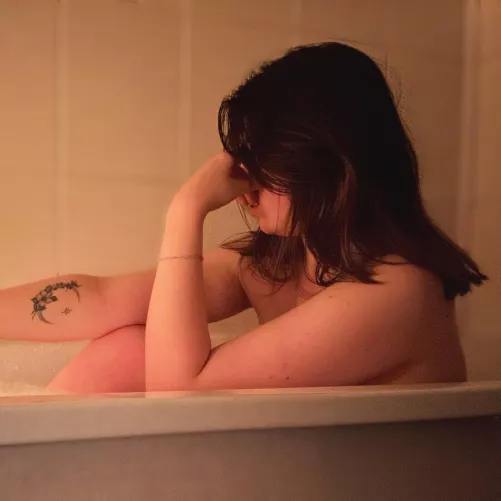 There’s room for two.. 😏