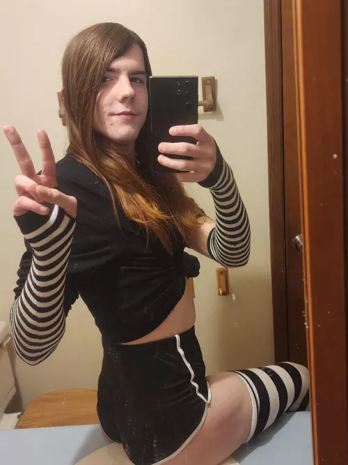 Unusually felt cute without makeup, hope u like